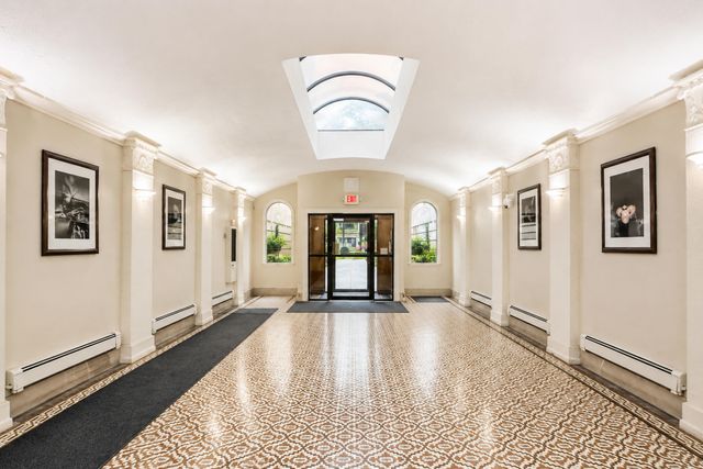 120 Seward Avenue Unit 201, Detroit, MI 48202