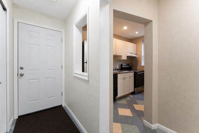 120 Seward Avenue Unit 201, Detroit, MI 48202