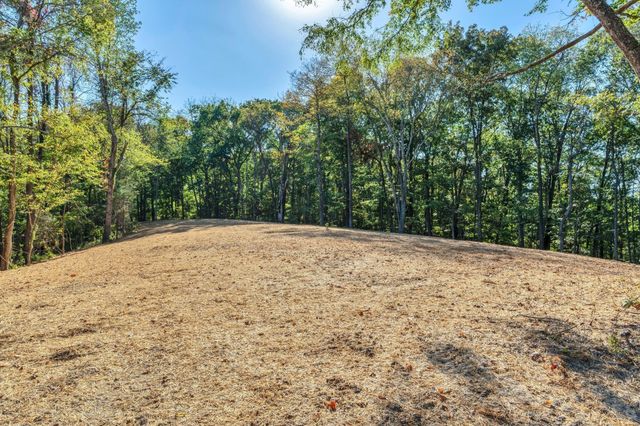 1000 Hogans Branch Rd, Hendersonville, TN 37075