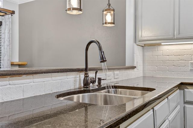 409 Horizon View Court, Norman, OK 73071