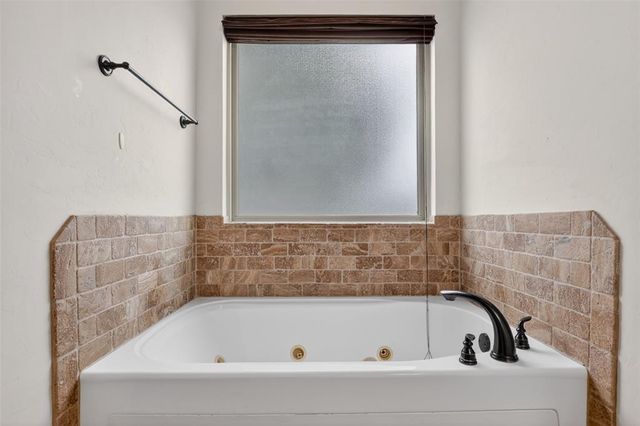 409 Horizon View Court, Norman, OK 73071