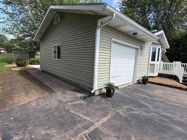 106 S 6TH STREET, Colby, WI 54421