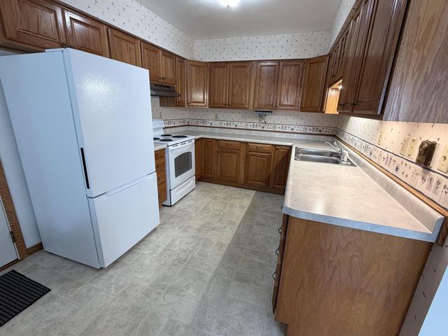 106 S 6TH STREET, Colby, WI 54421