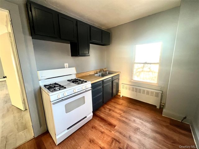 44 John Street 3, Middletown, NY 10940