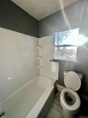 44 John Street 3, Middletown, NY 10940