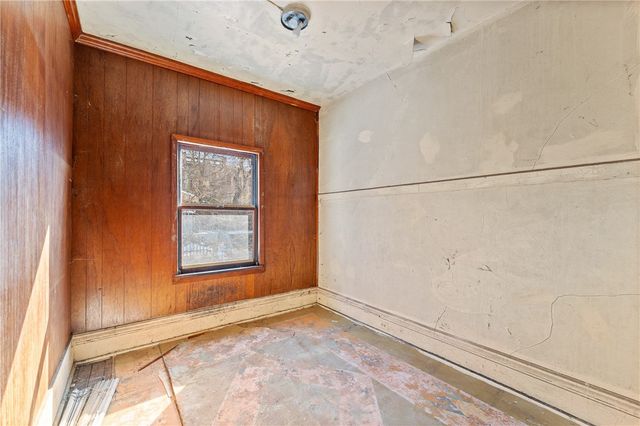 2314 Perrysville Ave, Perry Hilltop, PA 15214