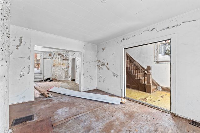 2314 Perrysville Ave, Perry Hilltop, PA 15214