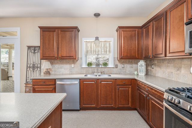 108 Heritage Club Circle, Dallas, GA 30132