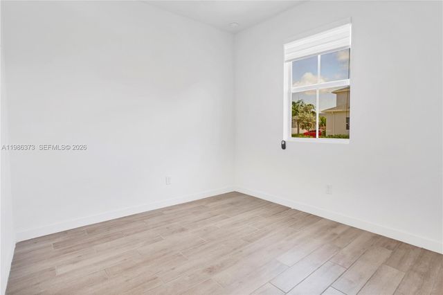 846 SE 19th St 0, Homestead, FL 33034