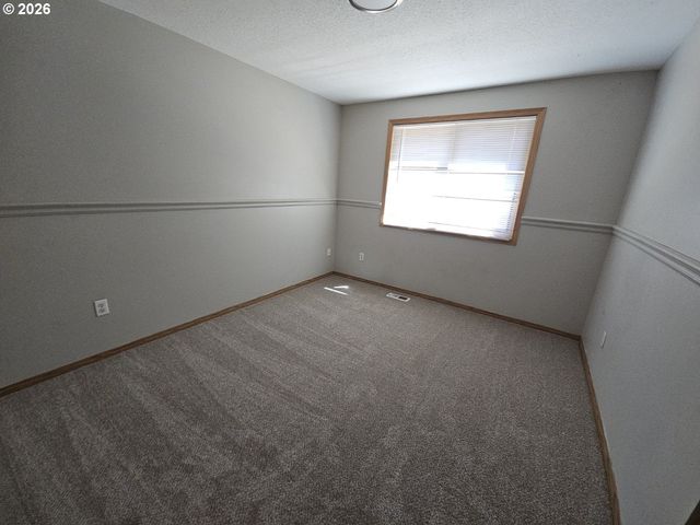 13111 Ne 37TH St, Vancouver, WA 98682
