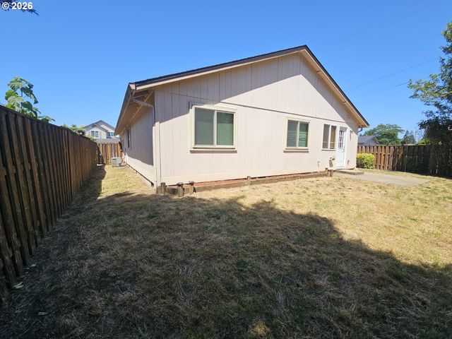 13111 Ne 37TH St, Vancouver, WA 98682