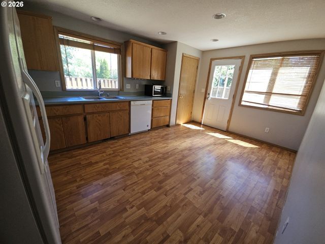 13111 Ne 37TH St, Vancouver, WA 98682
