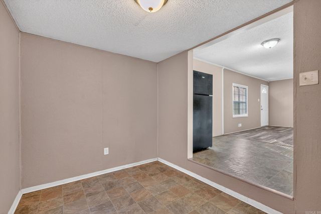 4401 West Drive, Little Rock, AR 72118