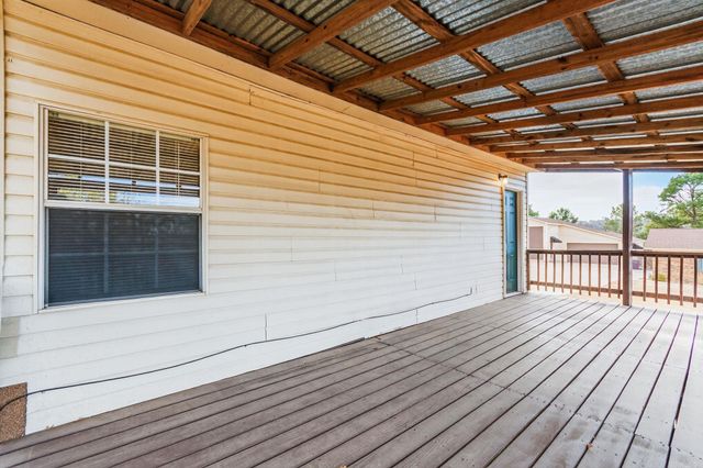 4401 West Drive, Little Rock, AR 72118