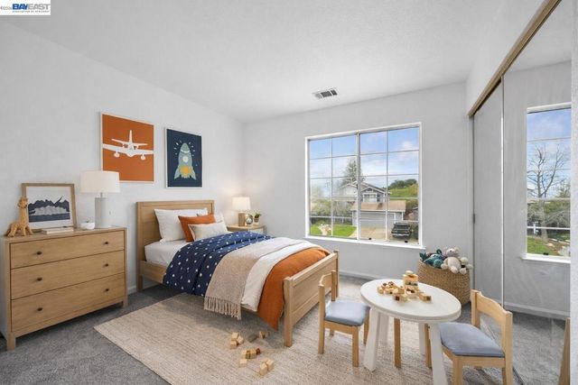 5136 5136 Grass Valley Way, Antioch, CA 94531