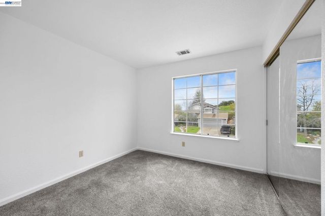 5136 5136 Grass Valley Way, Antioch, CA 94531