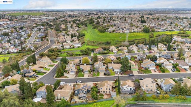 5136 5136 Grass Valley Way, Antioch, CA 94531