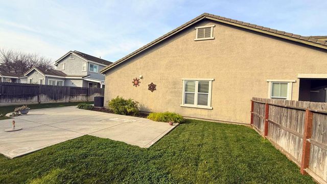 2023 Eagle Meadows Dr, Gridley, CA 95948