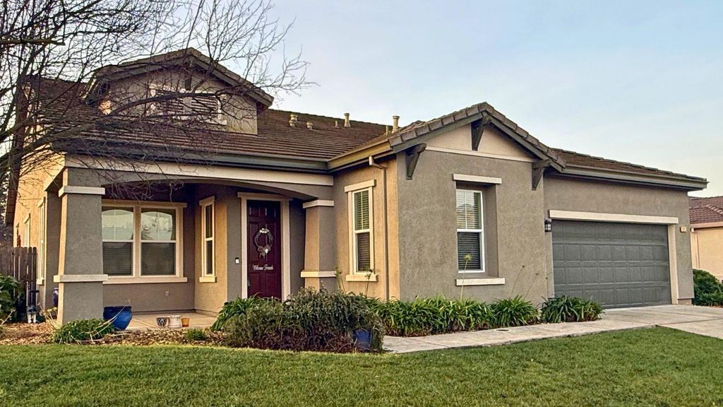 2023 Eagle Meadows Dr, Gridley, CA 95948