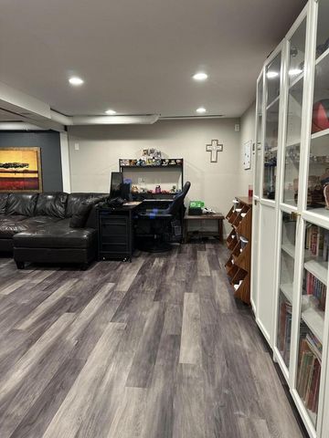 W196N16501 Hawthorn DRIVE, Jackson, WI 53037