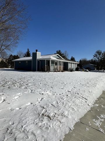 W196N16501 Hawthorn DRIVE, Jackson, WI 53037