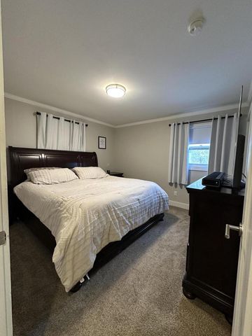 W196N16501 Hawthorn DRIVE, Jackson, WI 53037