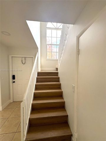 3743 NW 122nd Ter, Sunrise, FL 33323