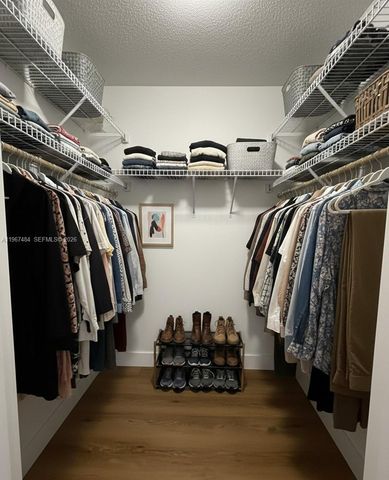 3743 NW 122nd Ter, Sunrise, FL 33323