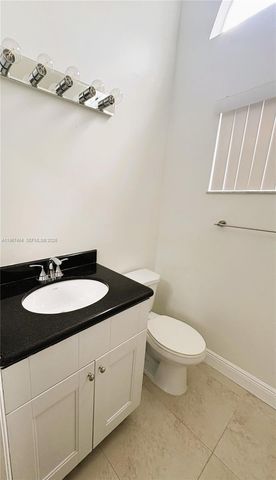 3743 NW 122nd Ter, Sunrise, FL 33323