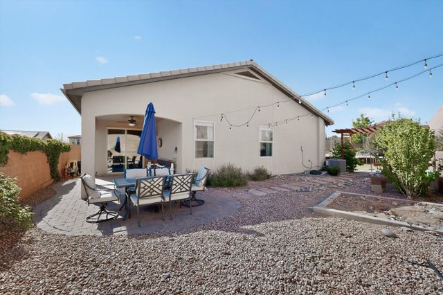 1508 Barbaro Drive SE, Albuquerque, NM 87123