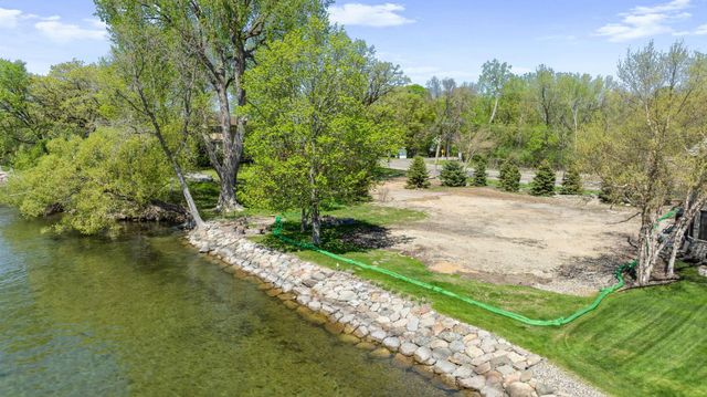 4330 Manitou Road, Tonka Bay, MN 55331