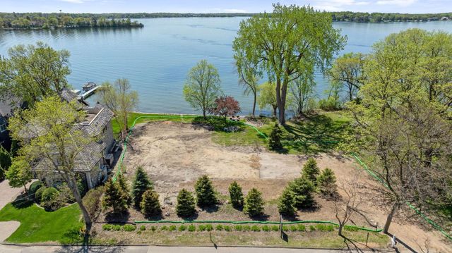 4330 Manitou Road, Tonka Bay, MN 55331