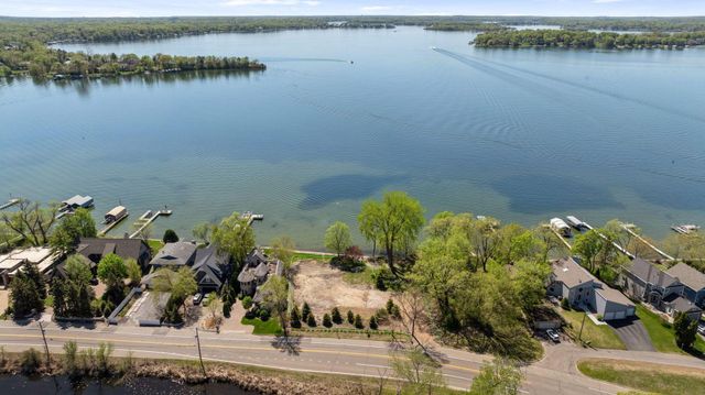 4330 Manitou Road, Tonka Bay, MN 55331
