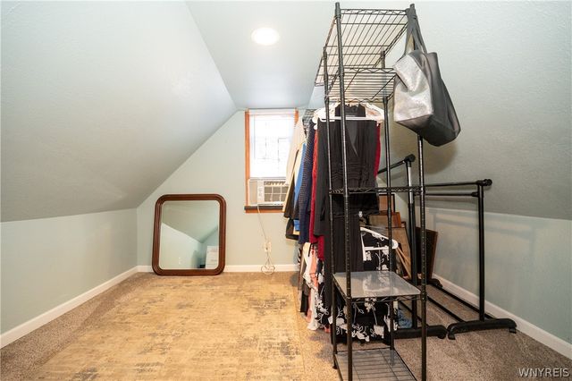 400 Collins Avenue, West Seneca, NY 14224