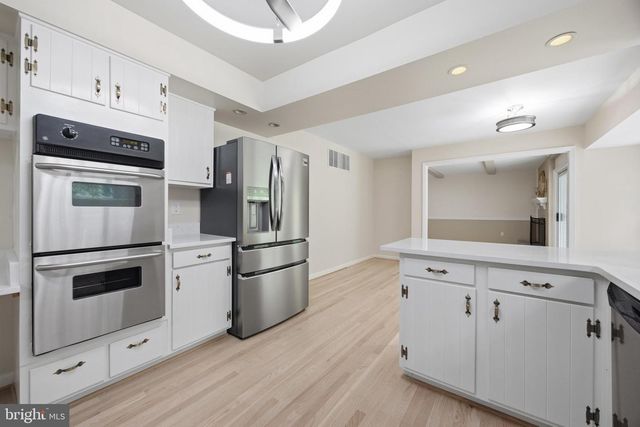 6250 SLEEPY HOLLOW RD, La Plata, MD 20646
