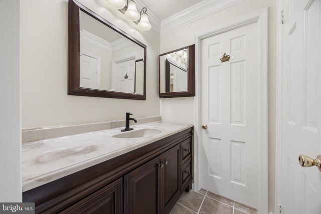 6250 SLEEPY HOLLOW RD, La Plata, MD 20646
