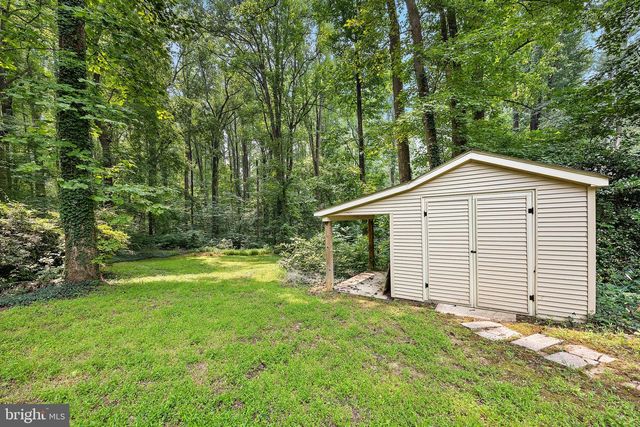 6250 SLEEPY HOLLOW RD, La Plata, MD 20646