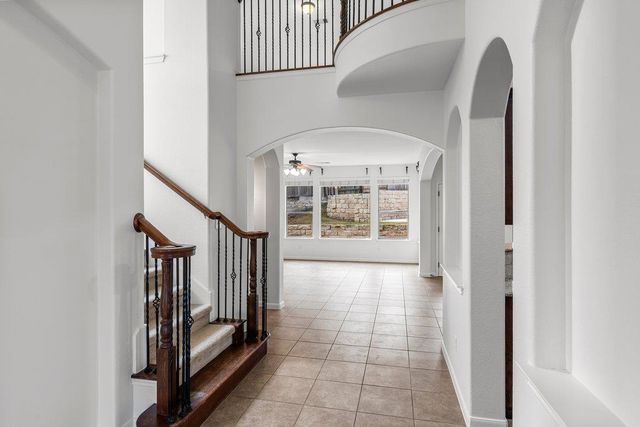 271 Longmont LN, Austin, TX 78737