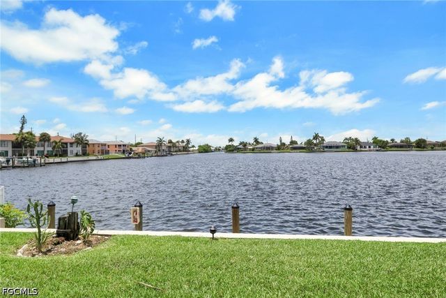 4634 SW Santa Barbara PL 101, Cape Coral, FL 33914