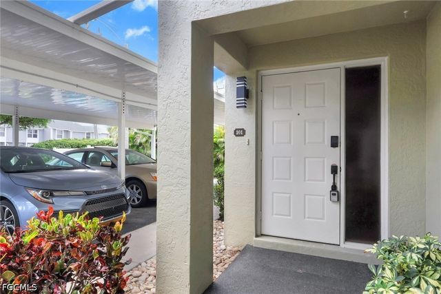4634 SW Santa Barbara PL 101, Cape Coral, FL 33914