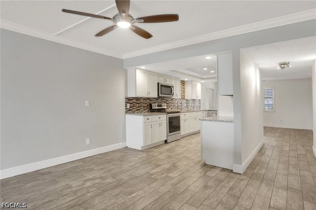 4634 SW Santa Barbara PL 101, Cape Coral, FL 33914