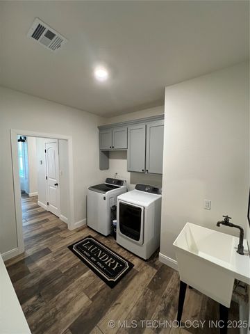 803 Silver Valley Road, Durant, OK 74701