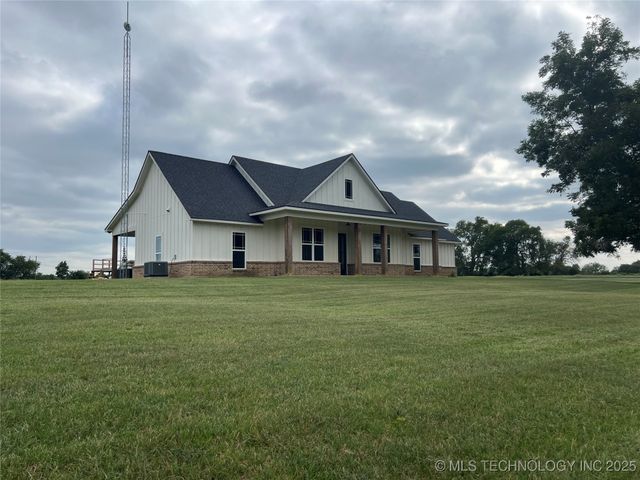 803 Silver Valley Road, Durant, OK 74701