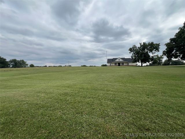 803 Silver Valley Road, Durant, OK 74701
