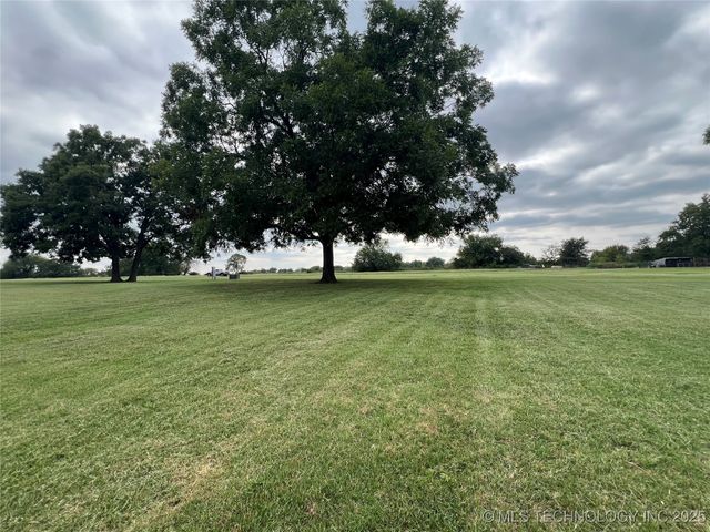 803 Silver Valley Road, Durant, OK 74701