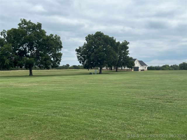 803 Silver Valley Road, Durant, OK 74701