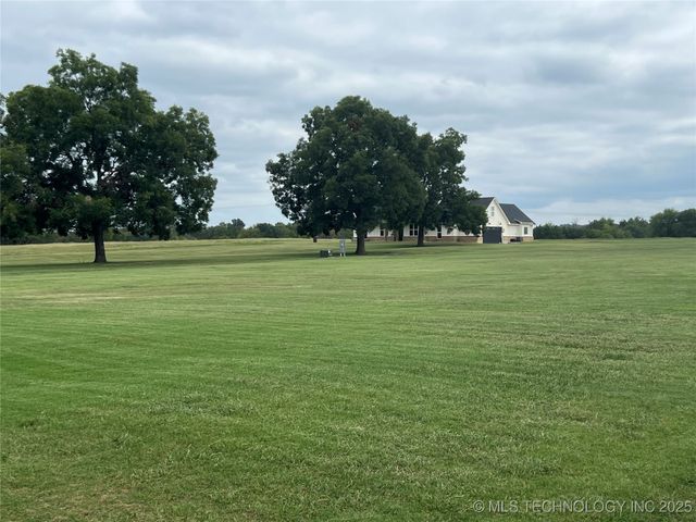 803 Silver Valley Road, Durant, OK 74701