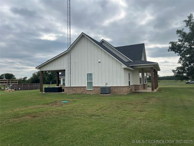 803 Silver Valley Road, Durant, OK 74701