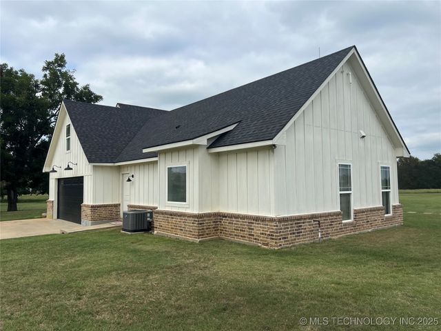 803 Silver Valley Road, Durant, OK 74701