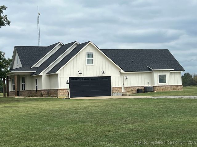 803 Silver Valley Road, Durant, OK 74701